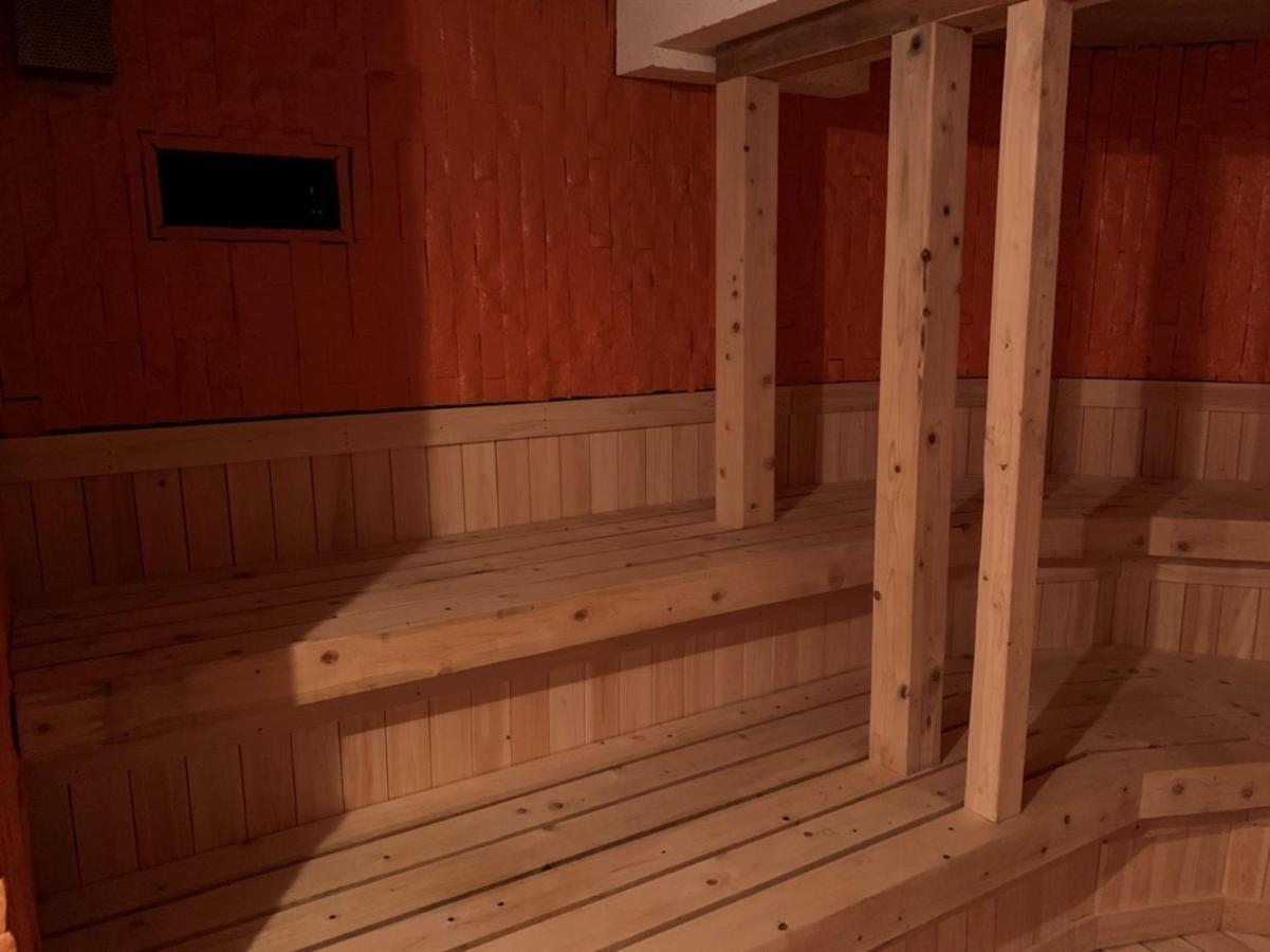 Capsule Hotel 310 Токио Екстериор снимка